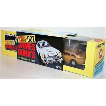 Corgi Aston Martin Db5 James Bond 50th Anniversary Gold 1:43 Scale Die Cast Model