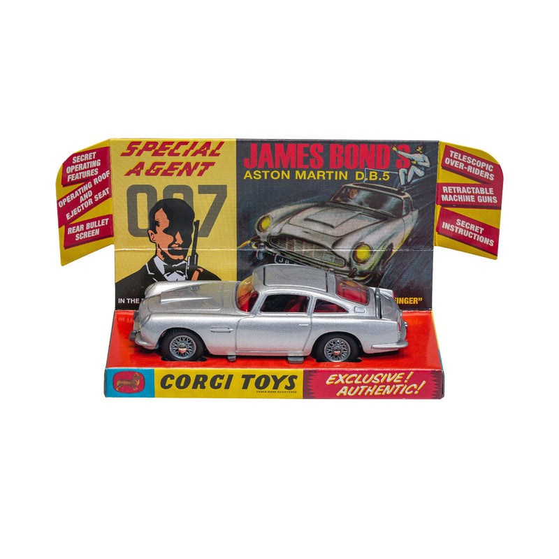 Corgi Aston Martin DB5 James Bond 1:43 Scale Die Cast Model